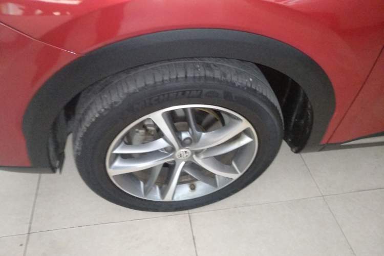 Used MG HS 2018 20T Automatic Two-Wheel Drive Hormone Passion Edition China V Standard Left Front Wheel Hub