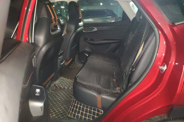 Used MG HS 2018 20T Automatic Two-Wheel Drive Hormone Passion Edition China V Standard Left Rear Seat