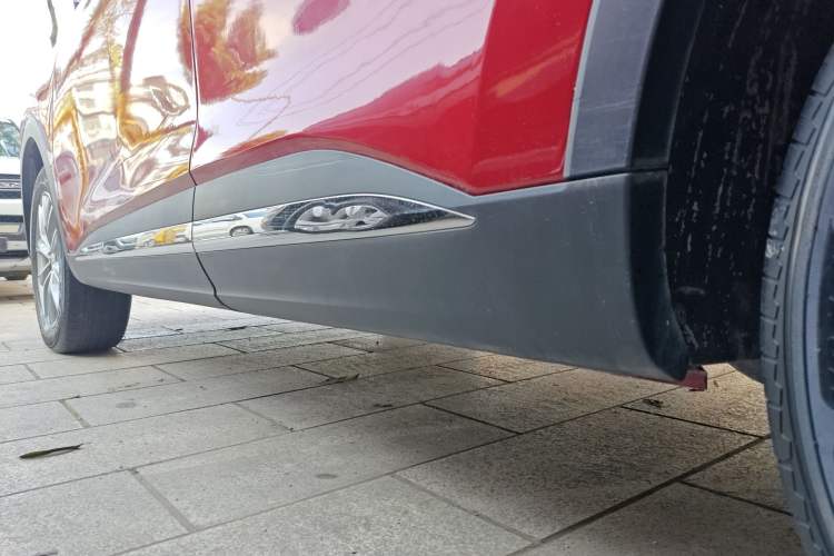 Used MG HS 2018 20T Automatic Two-Wheel Drive Hormone Dynamic Edition China V Standard Left Side Sill