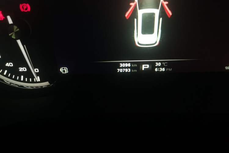 Used MG HS 2018 30T Automatic 2WD Trophy Hormone-Driven Edition China V Standard Odometer Close Up