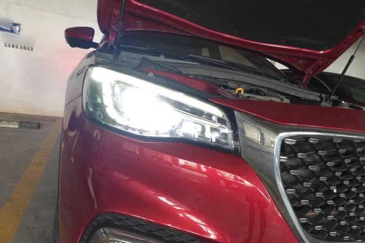 Used MG HS 2018 30T Automatic 2WD Hormone Passion Edition China V Standard Right Front Headlight