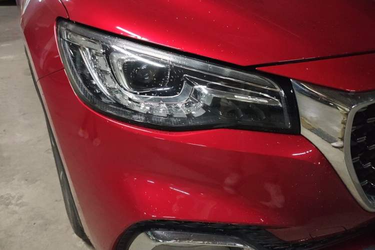 Used MG HS 2018 20T Automatic Two-Wheel Drive Hormone Passion Edition China V Standard Right Front Headlight