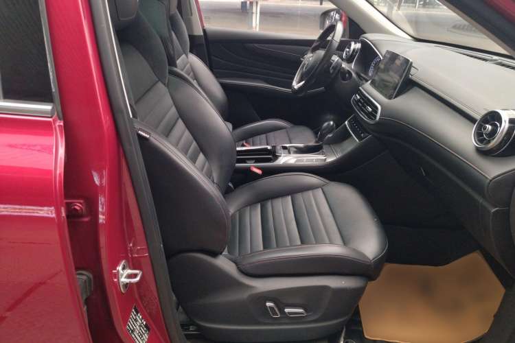Used MG HS 2018 20T Automatic Two-Wheel Drive Hormone Passion Edition China V Standard Right Front Seat