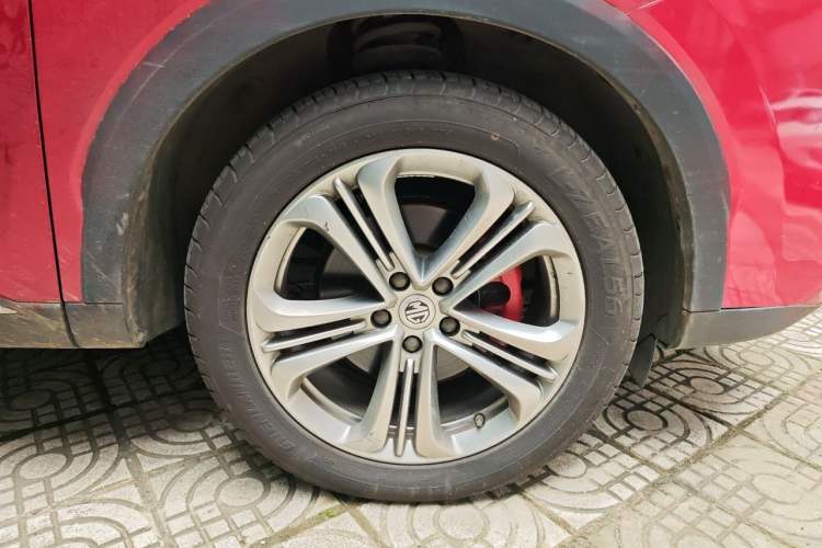 Used MG HS 2018 30T Automatic All-Wheel Drive Trophy Hormone-Infused Version China V Standard Right Front Wheel Hub