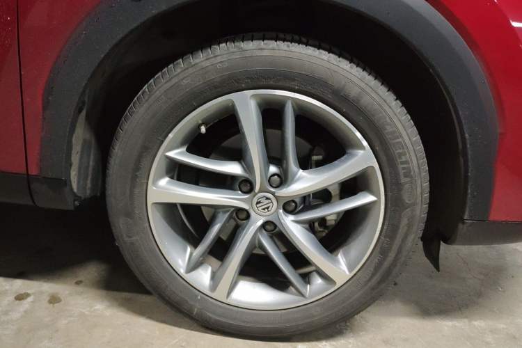 Used MG HS 2018 20T Automatic Two-Wheel Drive Hormone Passion Edition China V Standard Right Front Wheel Hub