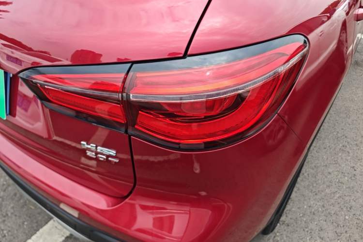 Used MG HS 2018 20T Automatic Two-Wheel Drive Hormone Dynamic Edition China V Standard Right Rear Taillight