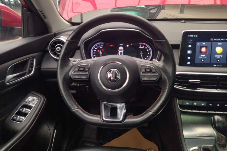 Used MG HS 2018 20T Automatic Two-Wheel Drive Hormone Passion Edition China V Standard Steering Wheel