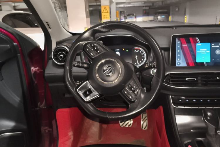 Used MG HS 2018 20T Automatic Two-Wheel Drive Hormone Passion Edition China V Standard Steering Wheel