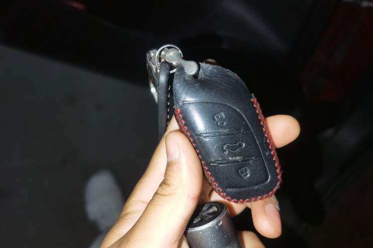 Used MG HS 2018 30T Automatic 4x4 Trophy "Hormone of Passion" Edition China V Standard Vehicle Key