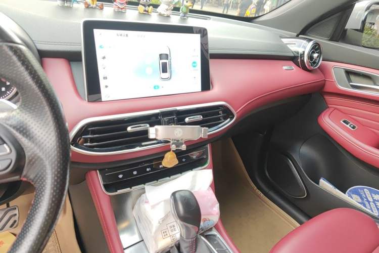 Used MG HS 2018 30T Automatic 2WD Trophy Hormone-Driven Edition China V Standard Audio And AC Panel