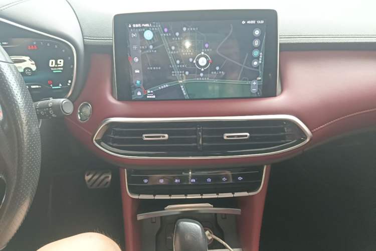 Used MG HS 2018 30T Automatic All-Wheel Drive Trophy Hormone-Infused Version China V Standard Audio And AC Panel