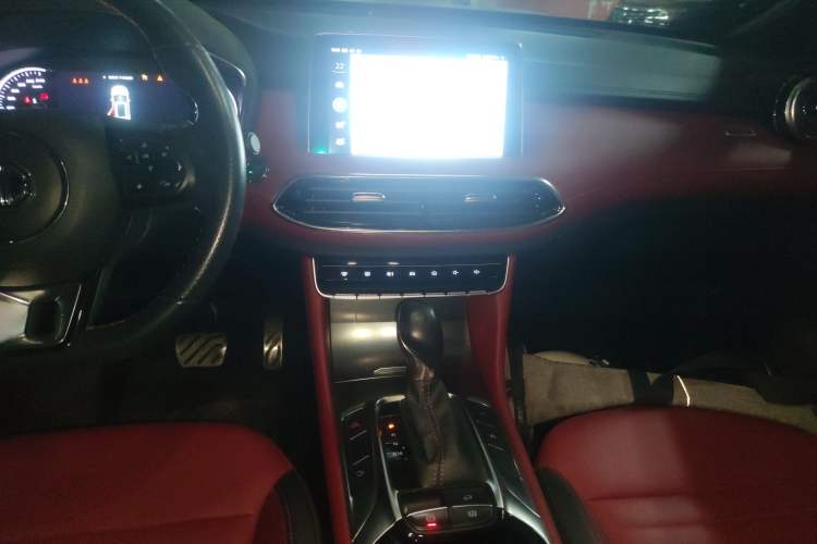 Used MG HS 2018 30T Automatic 2WD Trophy Hormone-Driven Edition China V Standard Audio And AC Panel