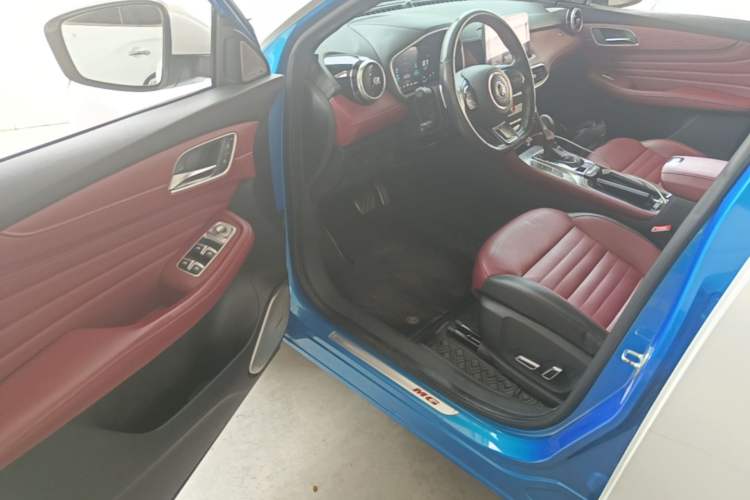 Used MG HS 2018 30T Automatic All-Wheel Drive Trophy Hormone-Infused Version China V Standard Driver Seat
