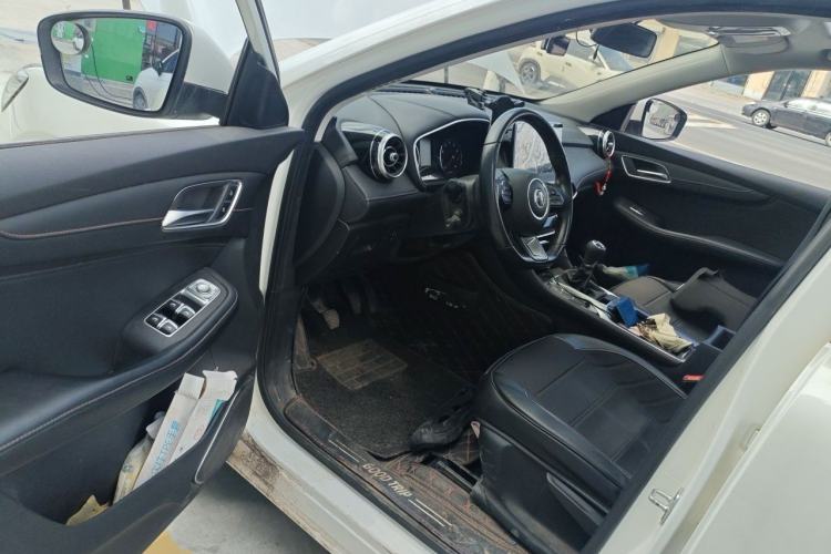 Used MG HS 2018 20T Manual Two-Wheel Drive Hormone-Driven Edition China V Standard Driver Seat