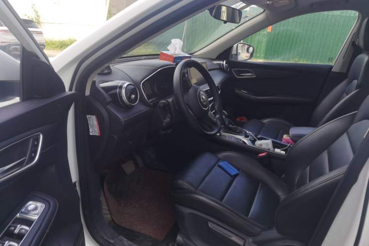 Used MG HS 2018 20T Automatic Two-Wheel Drive Hormone Dynamic Edition China V Standard Driver Seat