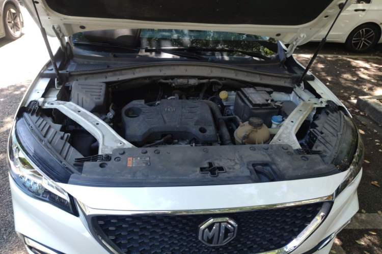 Used MG HS 2018 20T Automatic Two-Wheel Drive Hormone Passion Edition China V Standard Engine Bay