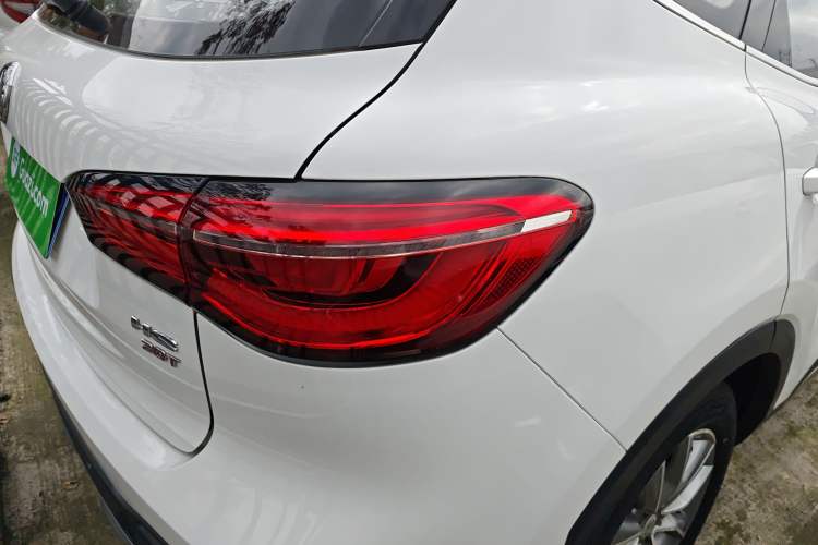 Used MG HS 2018 20T Manual Two-Wheel Drive Hormone-Driven Edition China V Standard Exterior 3