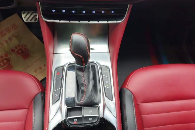 Used MG HS 2018 30T Automatic 2WD Trophy Hormone-Driven Edition China V Standard Gear Lever