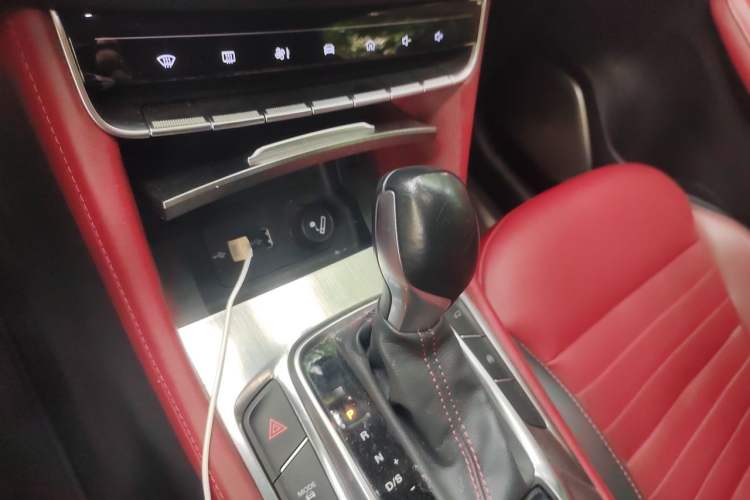 Used MG HS 2018 30T Automatic 2WD Trophy Hormone-Driven Edition China V Standard Gear Lever
