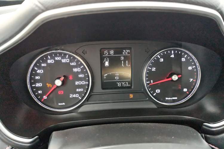 Used MG HS 2018 20T Manual Two-Wheel Drive Hormone-Driven Edition China V Standard Instrument Cluster