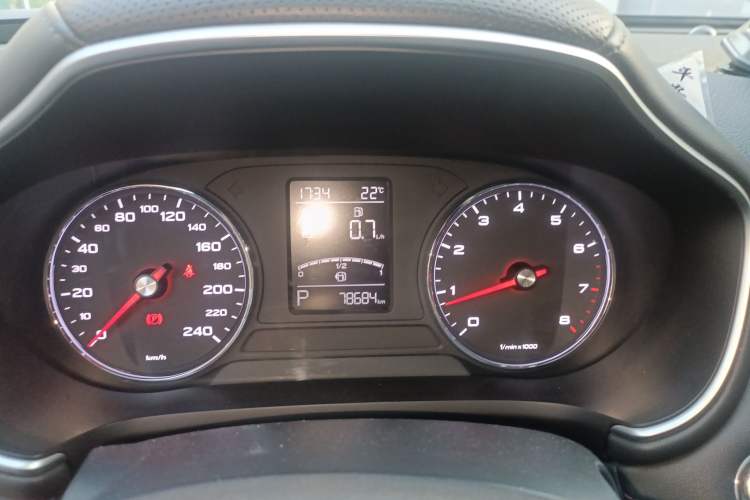 Used MG HS 2018 20T Automatic Two-Wheel Drive Hormone Dynamic Edition China V Standard Instrument Cluster