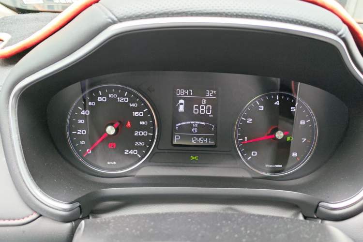 Used MG HS 2018 20T Automatic Two-Wheel Drive Hormone Dynamic Edition China V Standard Instrument Cluster