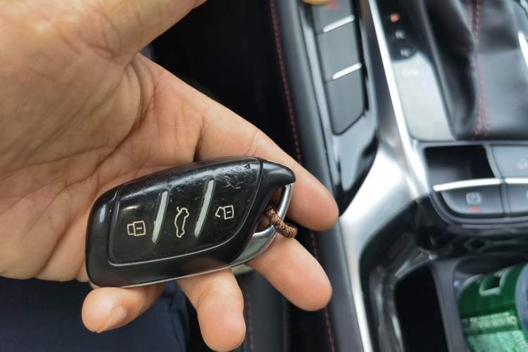 Used MG HS 2018 20T Automatic Two-Wheel Drive Hormone Dynamic Edition China V Standard Interior 1