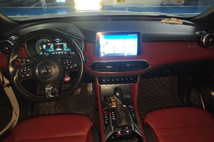 Used MG HS 2018 30T Automatic Two-Wheel Drive Trophy Edition—High-Octane V-Model Interior 2