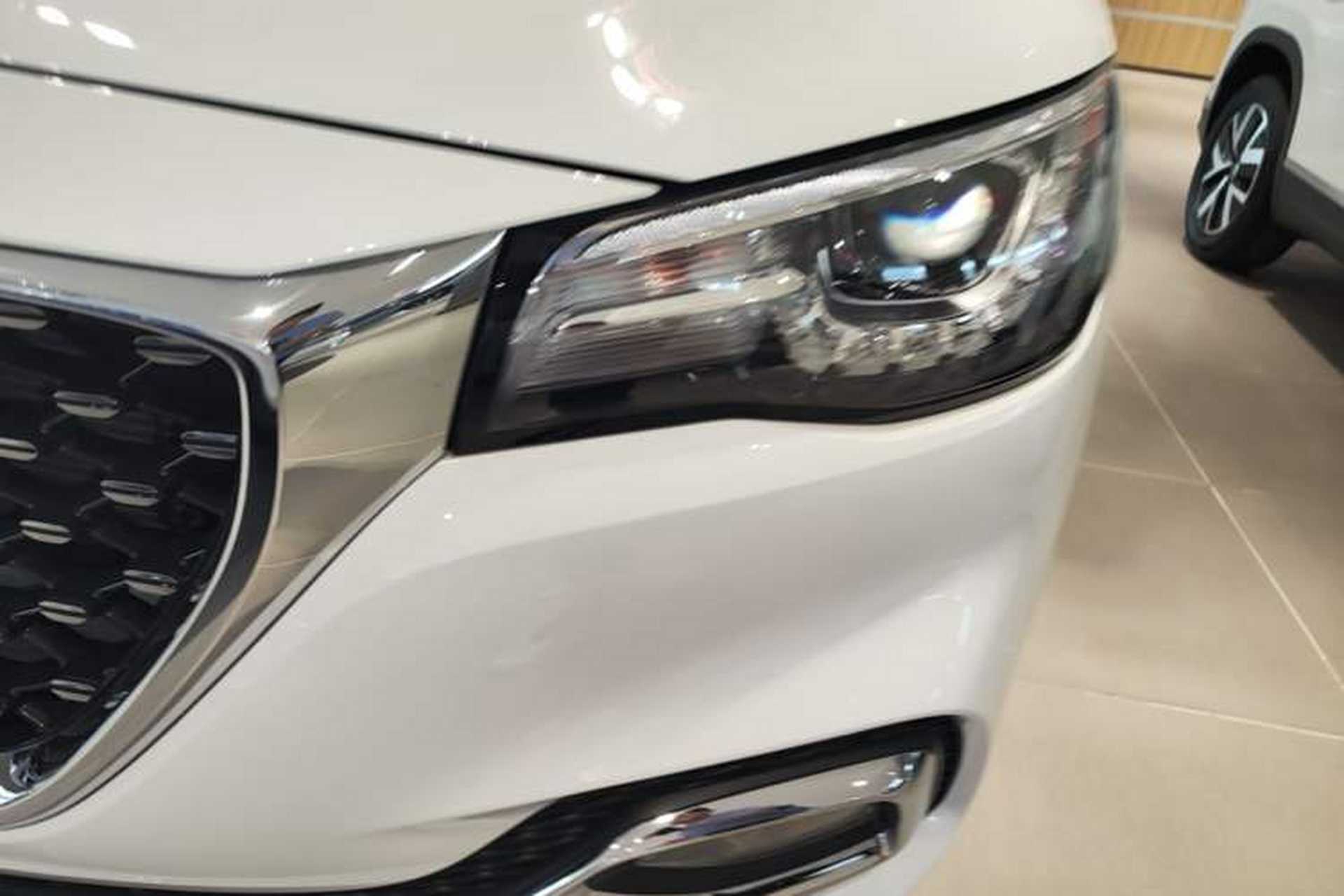 Used MG HS 2018 20T Automatic Two-Wheel Drive Hormone Dynamic Edition China V Standard Left Front Headlight