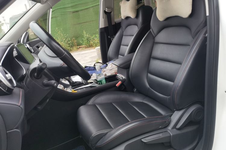 Used MG HS 2018 20T Automatic Two-Wheel Drive Hormone Dynamic Edition China V Standard Left Front Seat