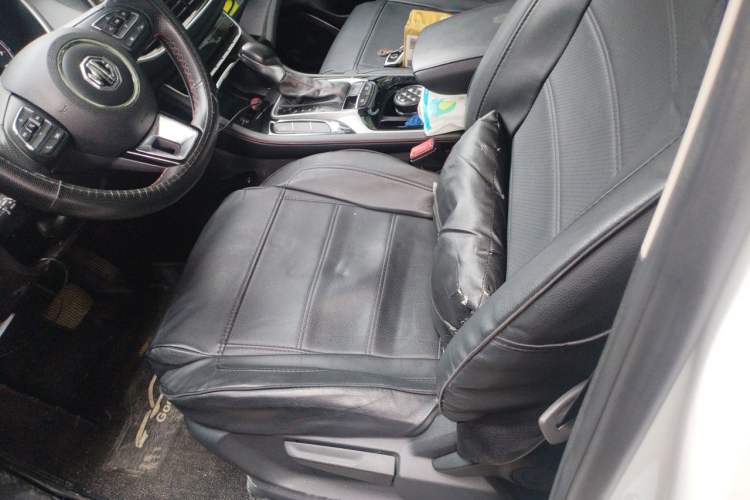 Used MG HS 2018 20T Automatic Two-Wheel Drive Hormone Dynamic Edition China V Standard Left Front Seat