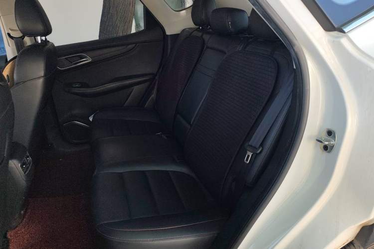 Used MG HS 2018 20T Automatic Two-Wheel Drive Hormone Dynamic Edition China V Standard Left Rear Seat
