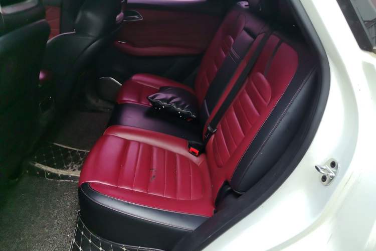 Used MG HS 2018 30T Automatic Two-Wheel Drive Trophy Edition—High-Octane V-Model Left Rear Seat