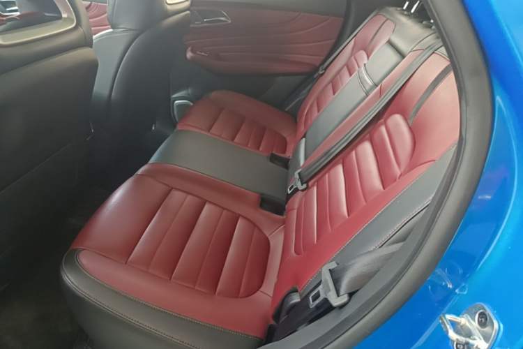 Used MG HS 2018 30T Automatic All-Wheel Drive Trophy Hormone-Infused Version China V Standard Left Rear Seat