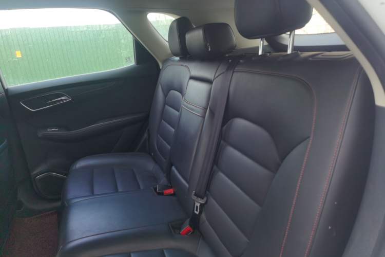 Used MG HS 2018 20T Automatic Two-Wheel Drive Hormone Dynamic Edition China V Standard Left Rear Seat