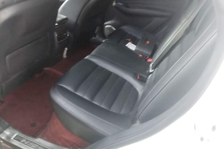 Used MG HS 2018 30T Automatic Two-Wheel Drive Trophy Edition—High-Octane V-Model Left Rear Seat