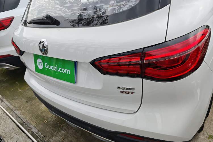 Used MG HS 2018 20T Manual Two-Wheel Drive Hormone-Driven Edition China V Standard Rear