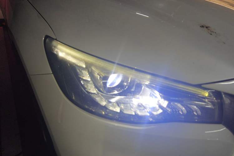 Used MG HS 2018 30T Automatic 2WD Trophy Hormone-Driven Edition China V Standard Right Front Headlight