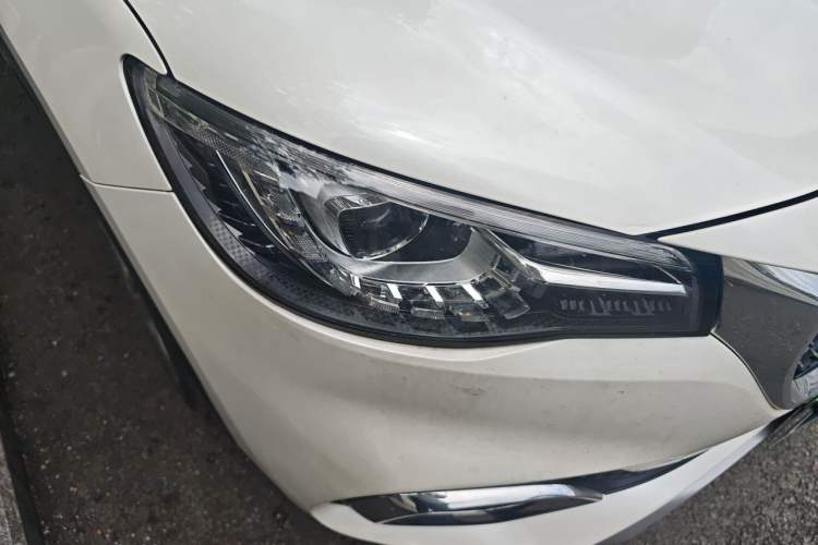 Used MG HS 2018 30T Automatic 2WD Trophy Hormone-Driven Edition China V Standard Right Front Headlight