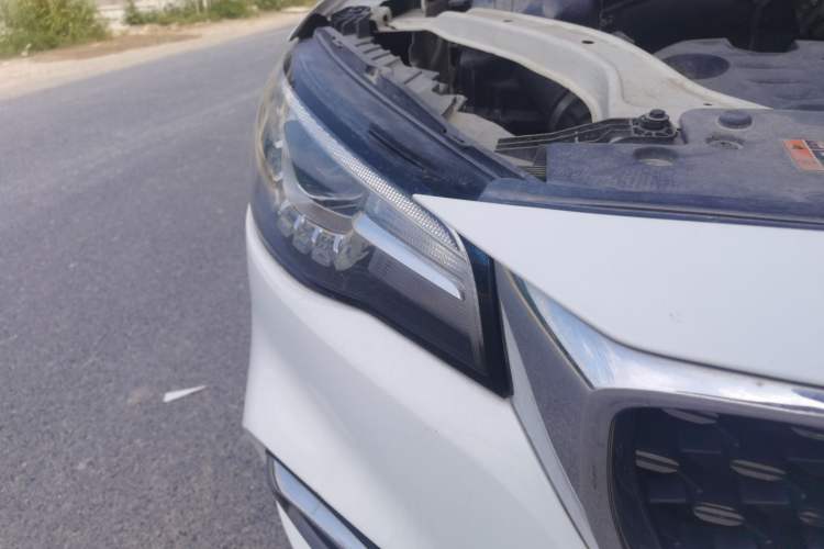 Used MG HS 2018 20T Automatic Two-Wheel Drive Hormone Dynamic Edition China V Standard Right Front Headlight