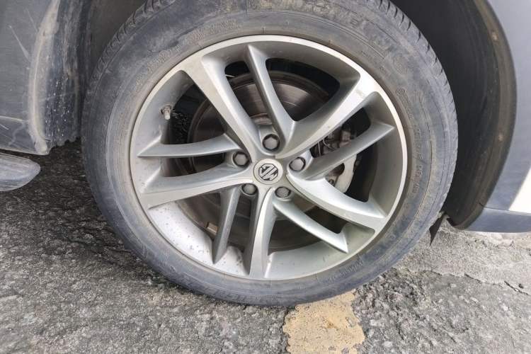 Used MG HS 2018 20T Automatic Two-Wheel Drive Hormone Passion Edition China V Standard Right Front Wheel Hub