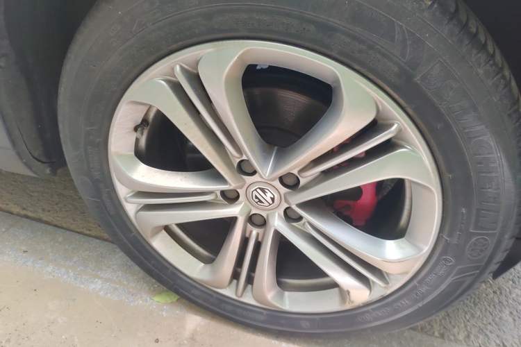 Used MG HS 2018 30T Automatic 2WD Trophy Hormone-Driven Edition China V Standard Right Front Wheel Hub