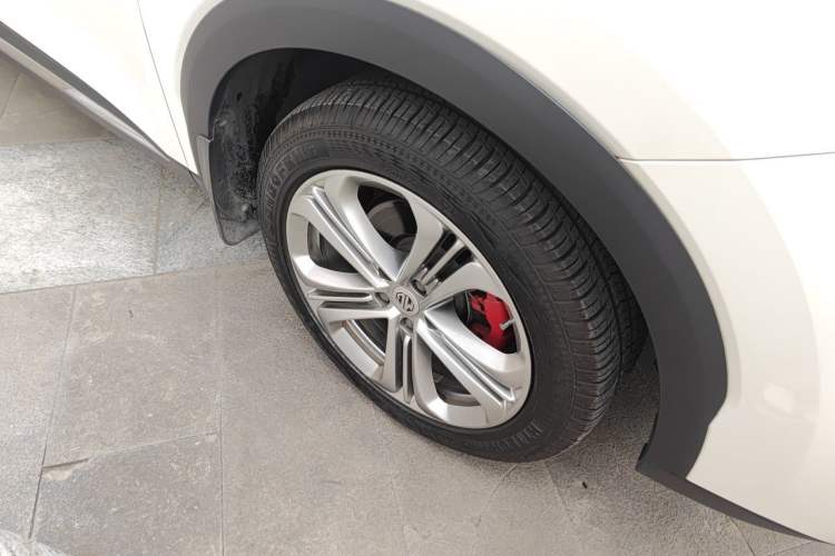 Used MG HS 2018 30T Automatic 2WD Trophy Hormone-Driven Edition China V Standard Right Front Wheel Hub
