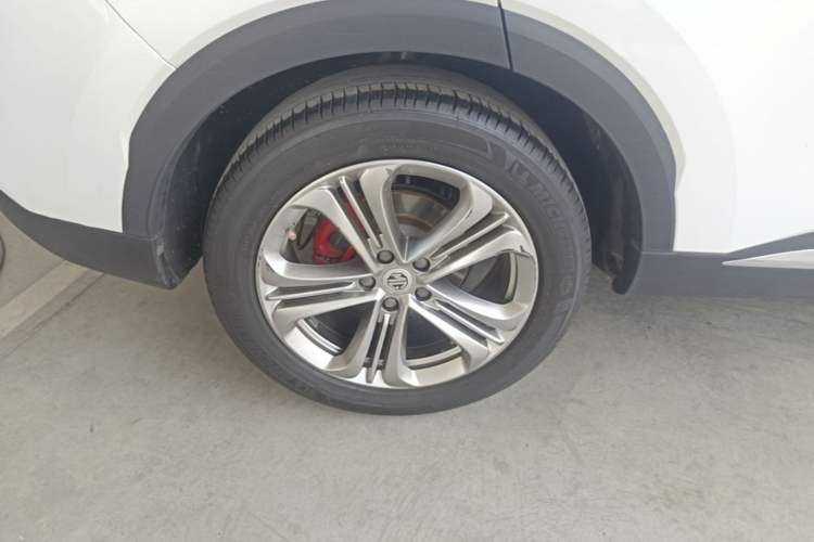 Used MG HS 2018 30T Automatic All-Wheel Drive Trophy Hormone-Infused Version China V Standard Right Rear Wheel Hub
