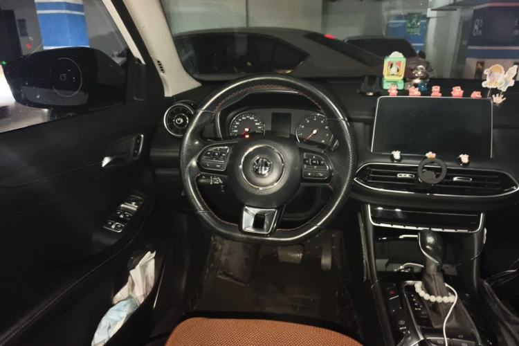Used MG HS 2018 20T Automatic Two-Wheel Drive Hormone Dynamic Edition China V Standard Steering Wheel