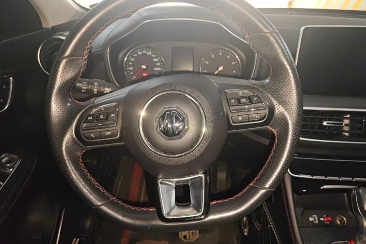 Used MG HS 2018 20T Automatic Two-Wheel Drive Hormone Dynamic Edition China V Standard Steering Wheel