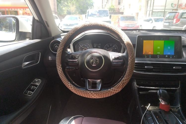 Used MG HS 2018 20T Automatic Two-Wheel Drive Hormone Dynamic Edition China V Standard Steering Wheel