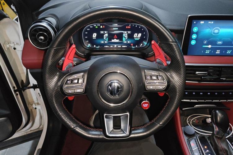Used MG HS 2018 30T Automatic Two-Wheel Drive Trophy Edition—High-Octane V-Model Steering Wheel