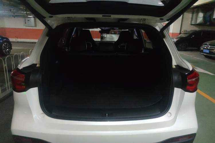 Used MG HS 2018 30T Automatic 2WD Trophy Hormone-Driven Edition China V Standard Trunk