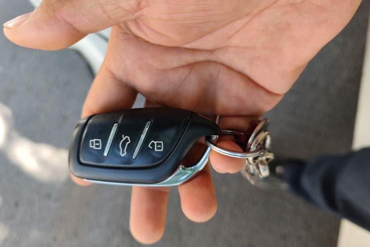 Used MG HS 2018 20T Automatic Two-Wheel Drive Hormone Dynamic Edition China V Standard Vehicle Key